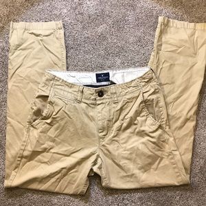 American Eagle Men’s Khaki Chino Pant, 31x32